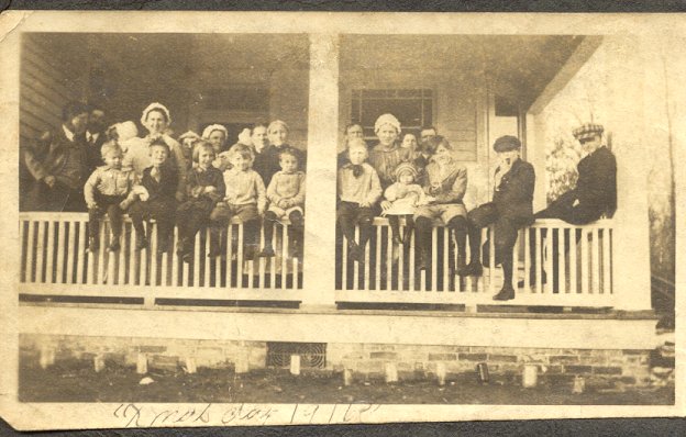 Malinda (McCleary) Rigg, Christmas 1916